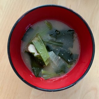 小松菜と豆腐の味噌汁